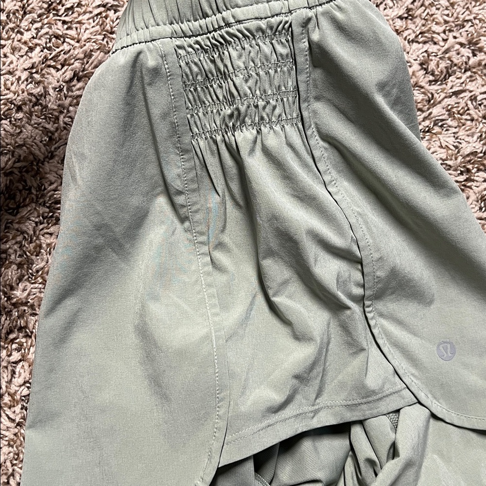 Lululemon Ruched Side High Rise Short 3” - Picture 5 of 5